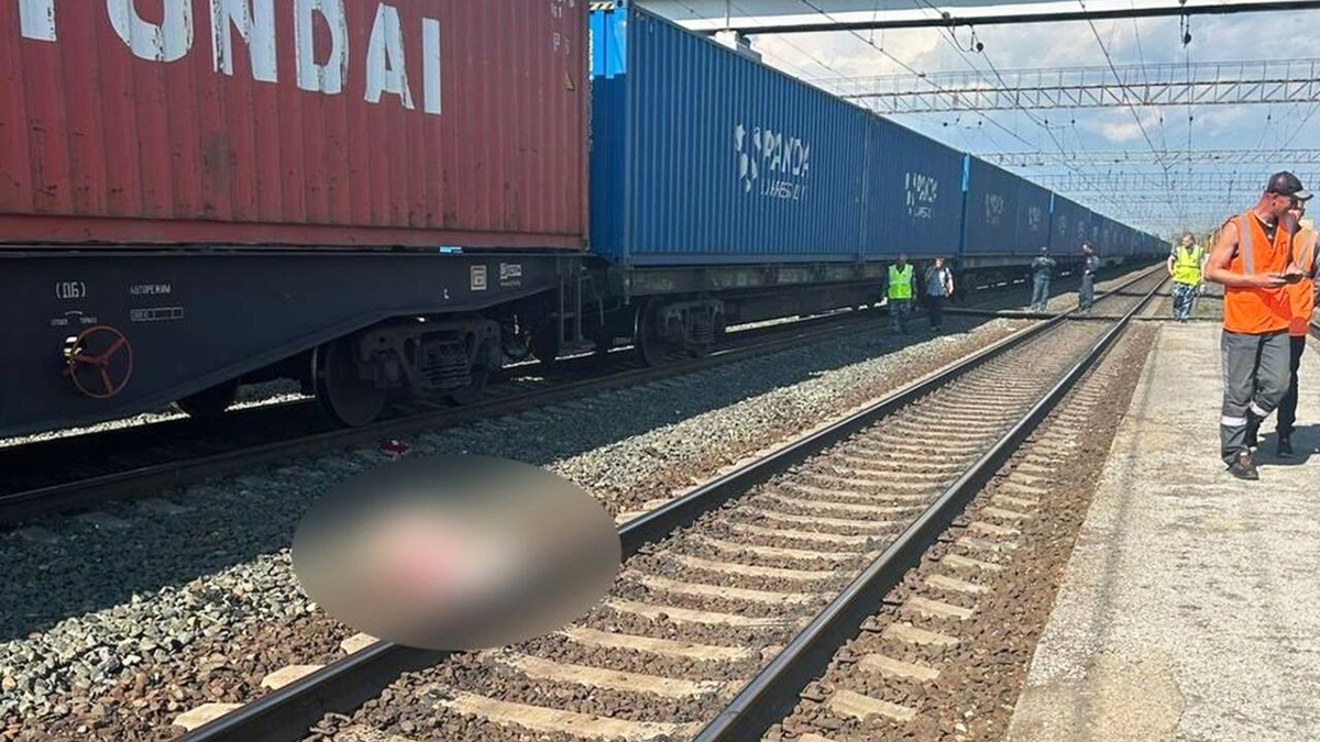 58-летняя женщина погибла под поездом